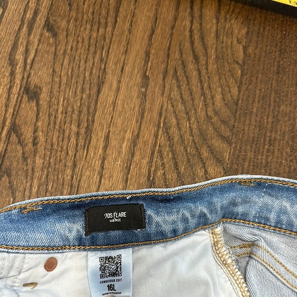 Express Long Light Blue Fade Wide Legs 70s Flare Women's Jeans 16L - Picture 9 of 13